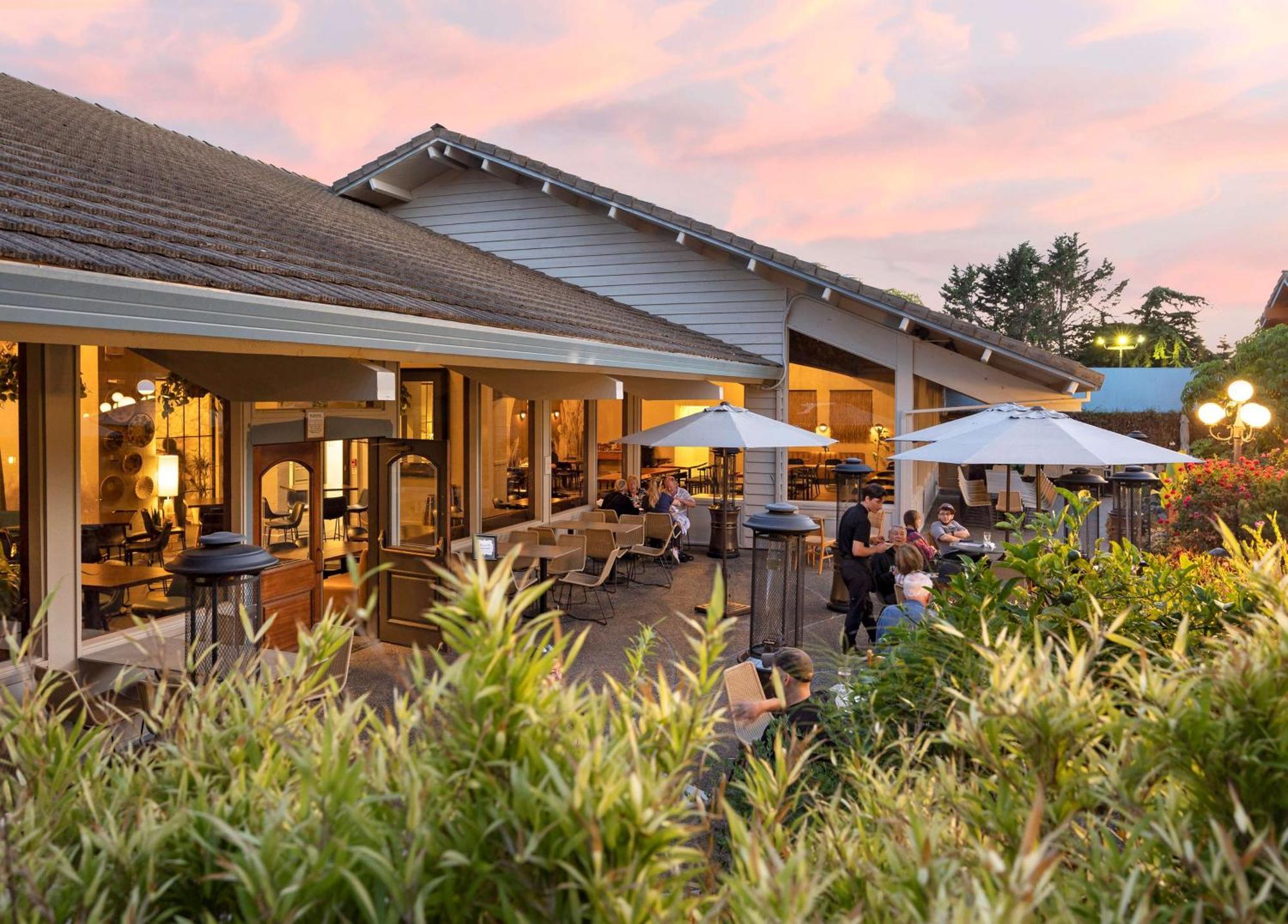 Seacliff Inn Aptos, Tapestry Collection By Hilton Exterior photo